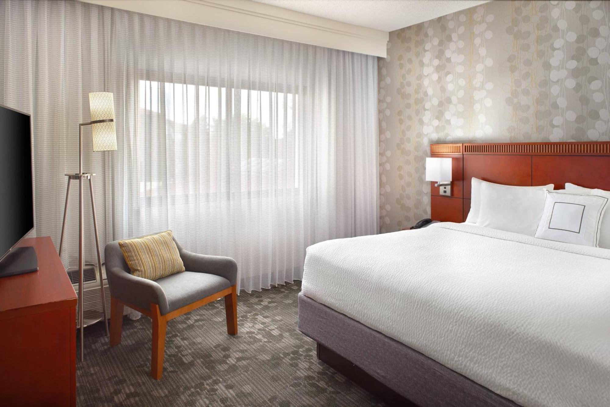 Courtyard By Marriott Atlanta Airport South/Sullivan Road College Park Exterior foto