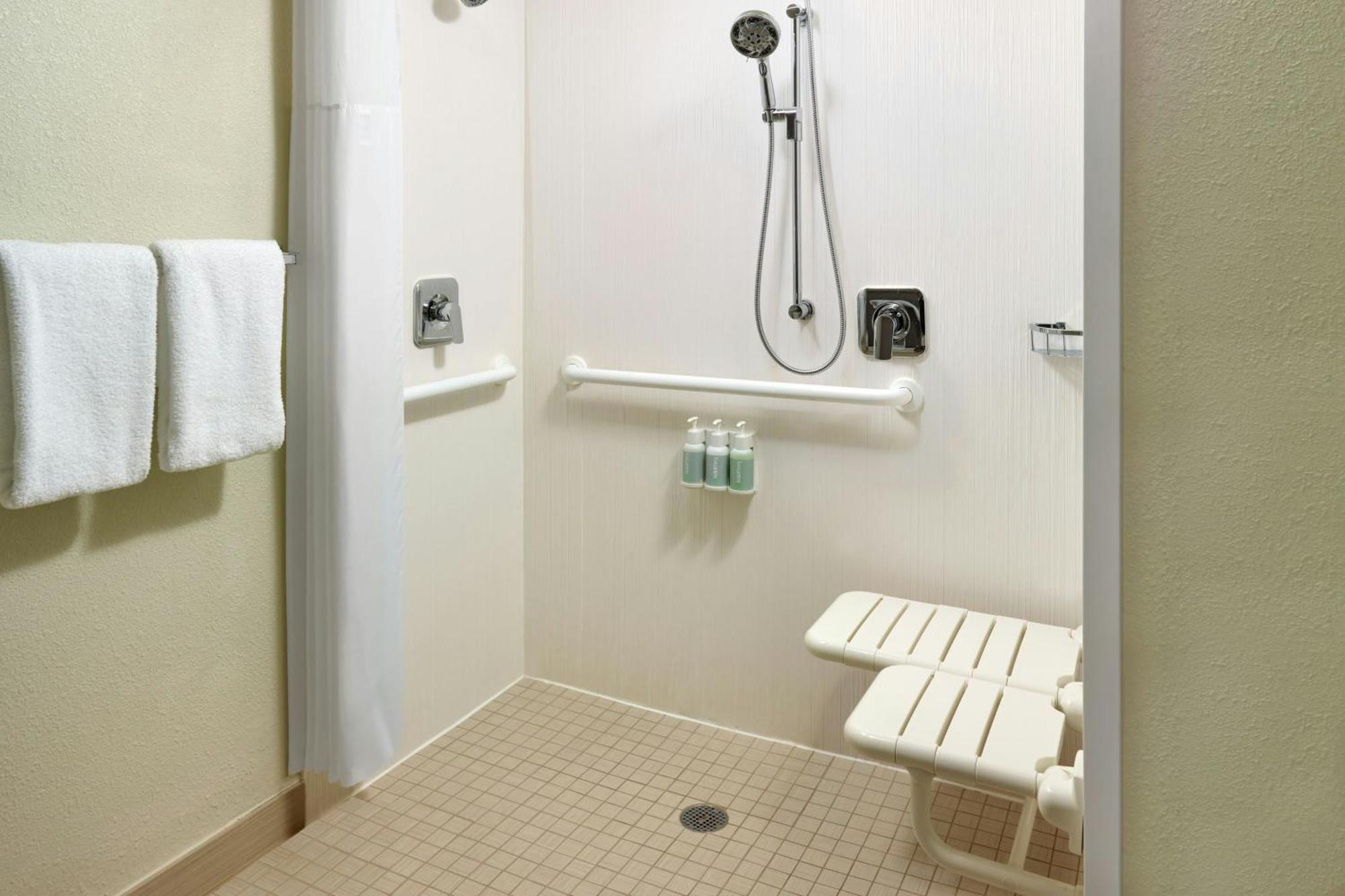 Courtyard By Marriott Atlanta Airport South/Sullivan Road College Park Exterior foto