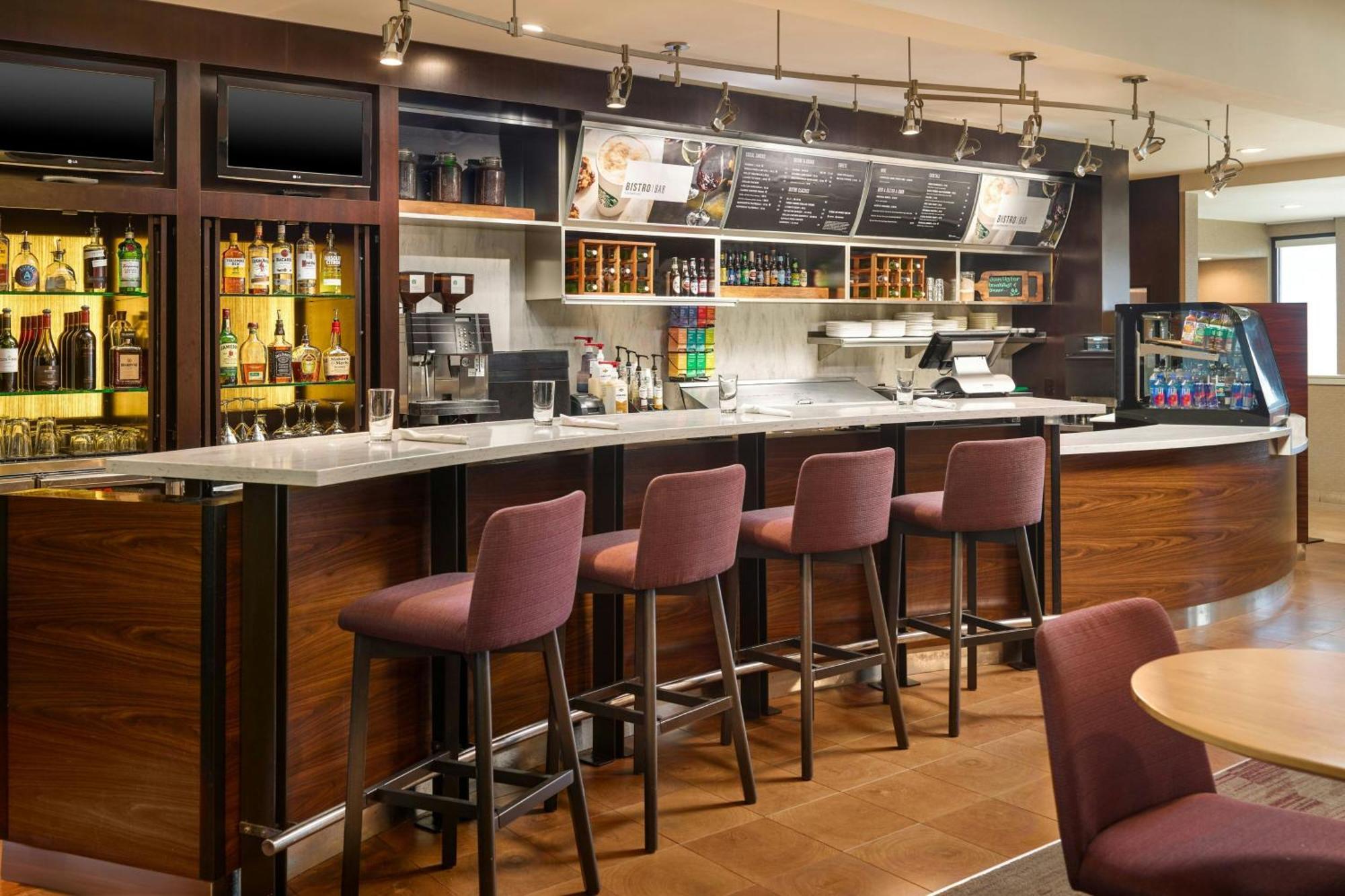 Courtyard By Marriott Atlanta Airport South/Sullivan Road College Park Exterior foto