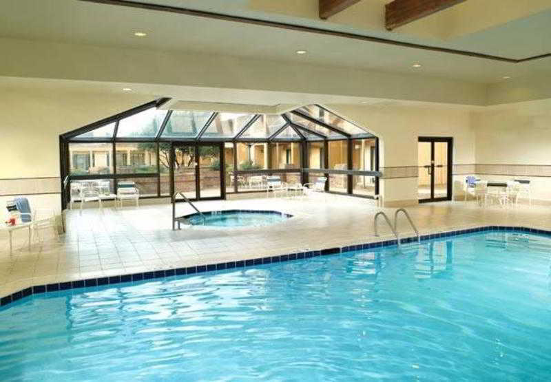 Courtyard By Marriott Atlanta Airport South/Sullivan Road College Park Einrichtungen foto